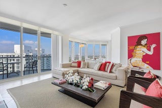 Photo of Listing #A11736579