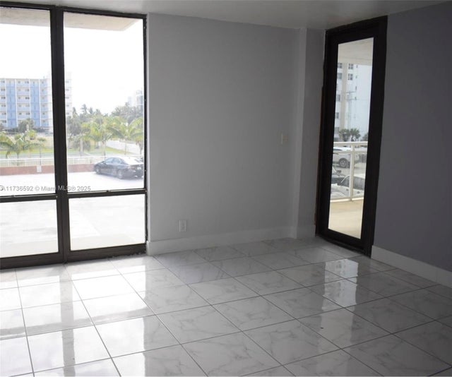 2 of 37 - 1600 S Ocean Dr 3g, Hollywood, FL