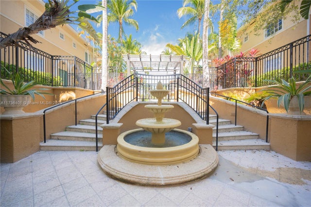 5 of 27 - 2841 Ne 185th St 514, Aventura, FL