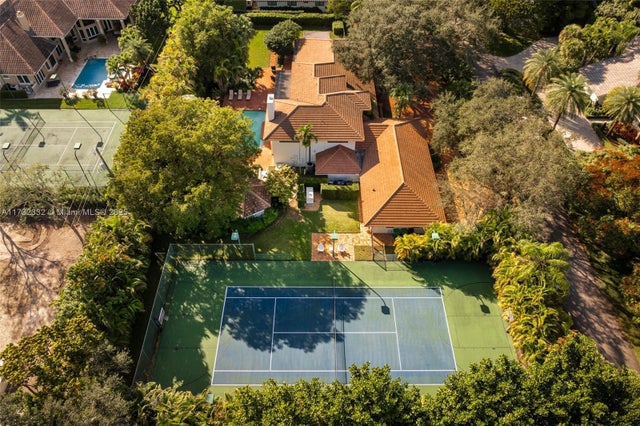 1 of 37 - 5922 Sw 105th St, Pinecrest, FL