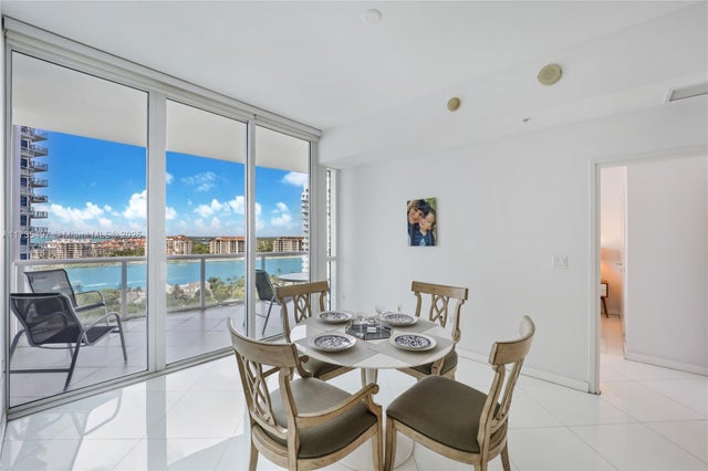 4 of 45 - 50 S Pointe Dr 1704, Miami Beach, FL