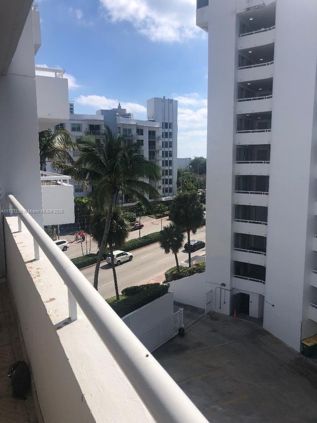 4 of 26 - 6830 Indian Creek Dr 5b, Miami Beach, FL