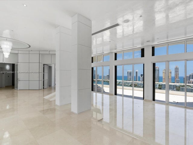 2 of 14 - 2600 Island Blvd Ph-3, Aventura, FL