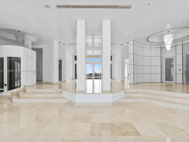 4 of 14 - 2600 Island Blvd Ph-3, Aventura, FL