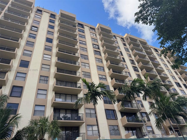 3 of 18 - 1470 Ne 123rd St A708, North Miami, FL