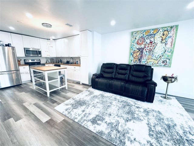 5 of 37 - 13499 Biscayne Blvd Ph1705, North Miami, FL