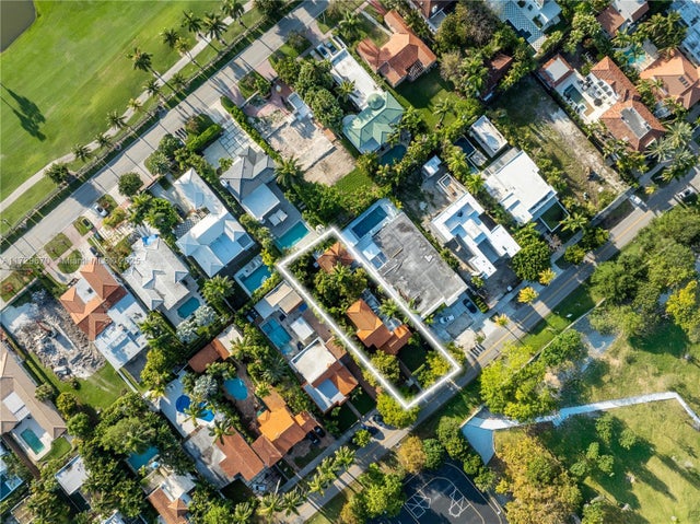 3 of 28 - 2424 Prairie Ave, Miami Beach, FL