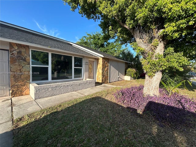 1 of 55 - 7403 Foxbloom Dr, New Port Richey, FL