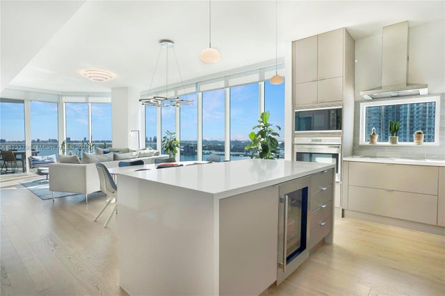 3 of 57 - 2020 N Bayshore Dr 2302, Miami, FL