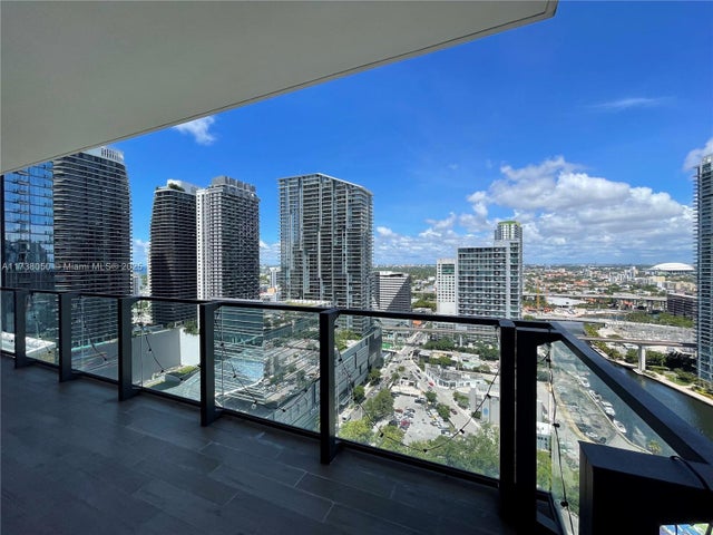 1 of 27 - 68 Se 6th St 2408, Miami, FL