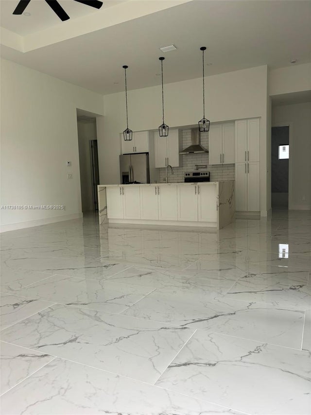 3 of 20 - 2717 Nw 42nd Ave, Cape Coral, FL