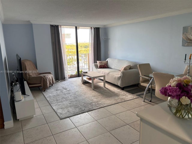 2 of 11 - 2350 Ne 135th St 903, North Miami, FL