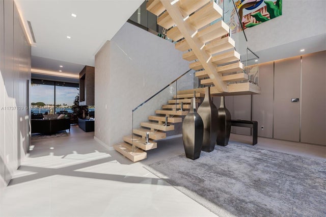 5 of 67 - 1785 Cleveland Rd, Miami Beach, FL