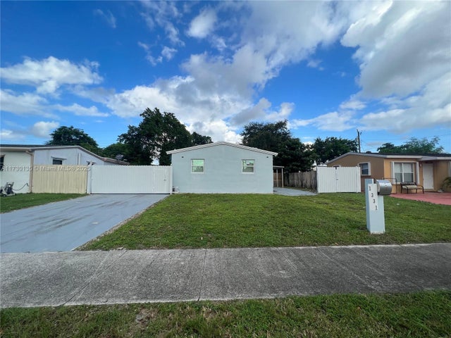 1 of 22 - 1331 N 69th Way, Hollywood, FL
