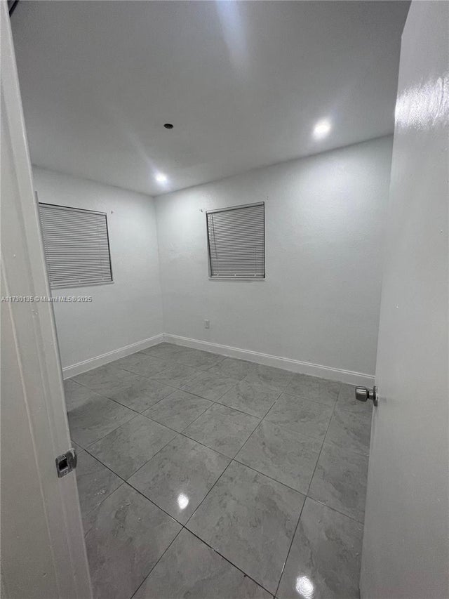 4 of 22 - 1331 N 69th Way, Hollywood, FL