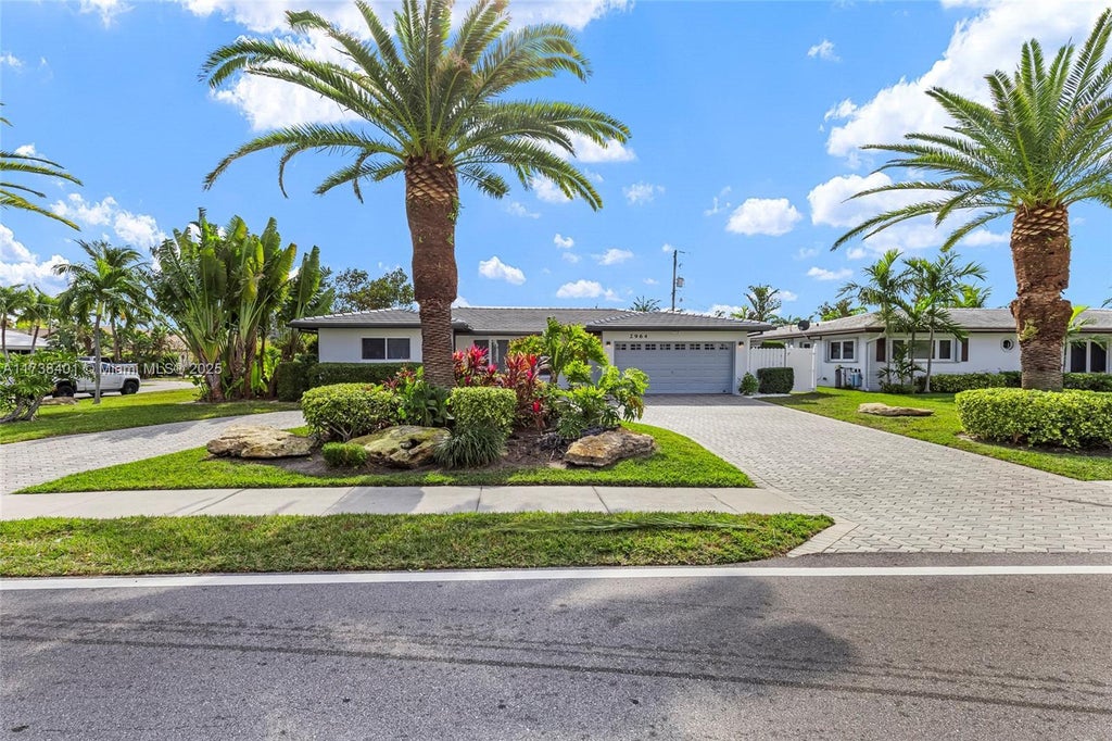 2964 Ne 36th St, Lighthouse Point