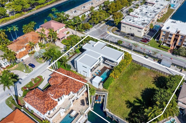 3 of 38 - 17050 Ne 35th Ave, North Miami Beach, FL