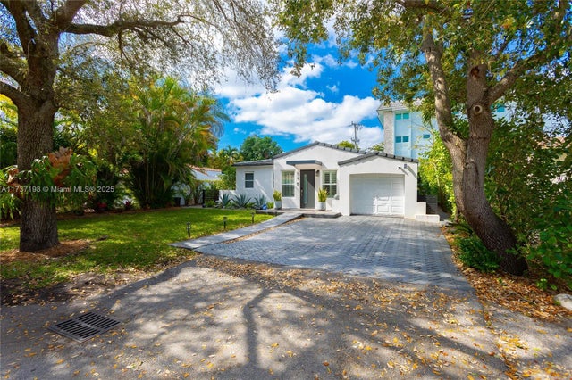 2 of 53 - 814 Monterey St, Coral Gables, FL