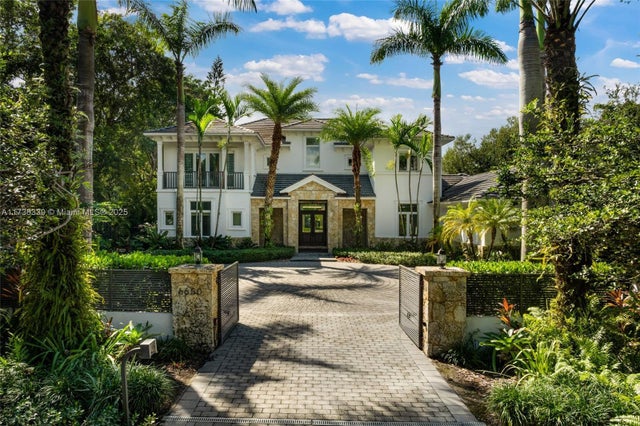 1 of 53 - 6650 Sw 123rd St, Pinecrest, FL