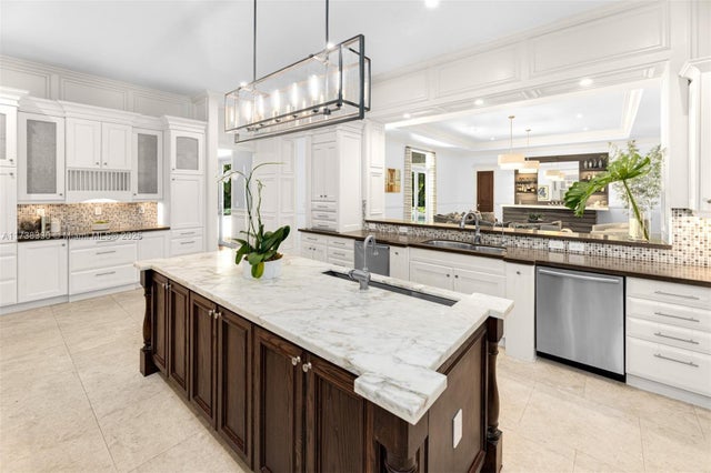 3 of 57 - 6650 Sw 123rd St, Pinecrest, FL