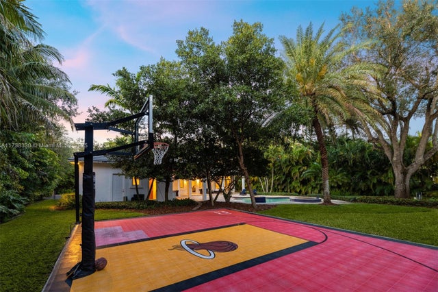 5 of 57 - 6650 Sw 123rd St, Pinecrest, FL