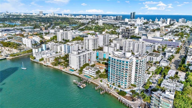 1 of 25 - 1400 Lincoln Rd 603, Miami Beach, FL