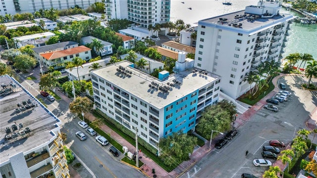 2 of 25 - 1400 Lincoln Rd 603, Miami Beach, FL