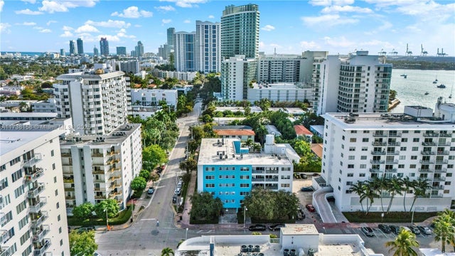 4 of 25 - 1400 Lincoln Rd 603, Miami Beach, FL