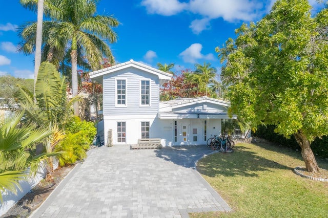 2 of 67 - 951 Buchanan St, Hollywood, FL