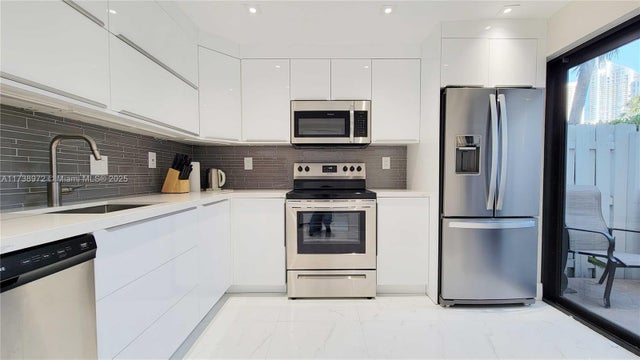 1 of 36 - 369 Poinciana Dr 1115, Sunny Isles Beach, FL