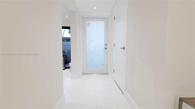 3 of 36 - 369 Poinciana Dr 1115, Sunny Isles Beach, FL
