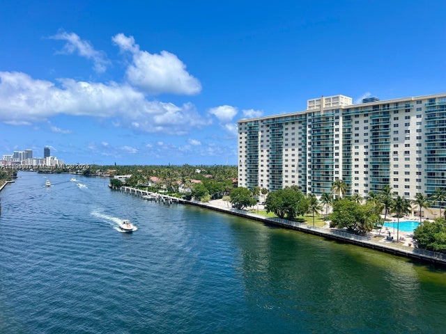 1 of 26 - 19390 Collins Ave 1510, Sunny Isles Beach, FL