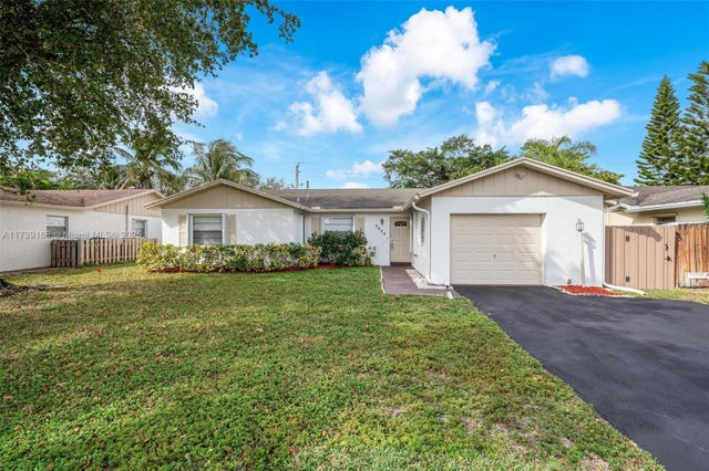 1 of 37 - 2452 Nw 98th Ln, Coral Springs, FL