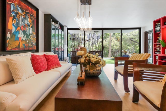 1 of 26 - 101 Ocean Lane Dr 1017, Key Biscayne, FL