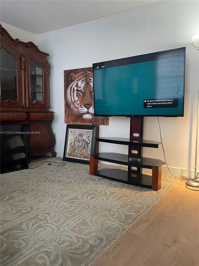5 of 16 - 1355 Ne 167th St 209, Miami, FL