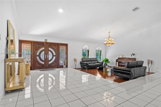4 of 59 - 19895 Sw 184th St, Miami, FL