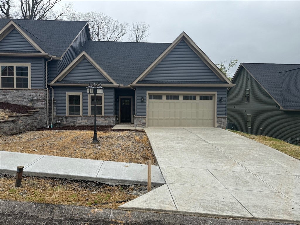 111 Hemingway Lane, Kennedy