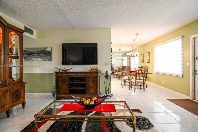 5 of 63 - 4110 Oakridge V 4110, Deerfield Beach, FL