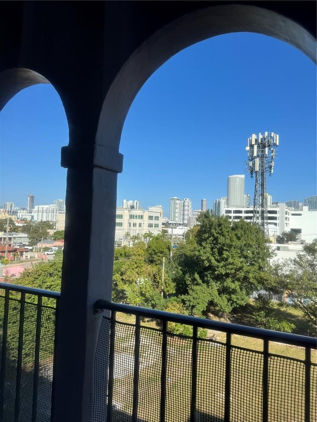 2 of 14 - 777 Sw 9th Ave 519, Miami, FL