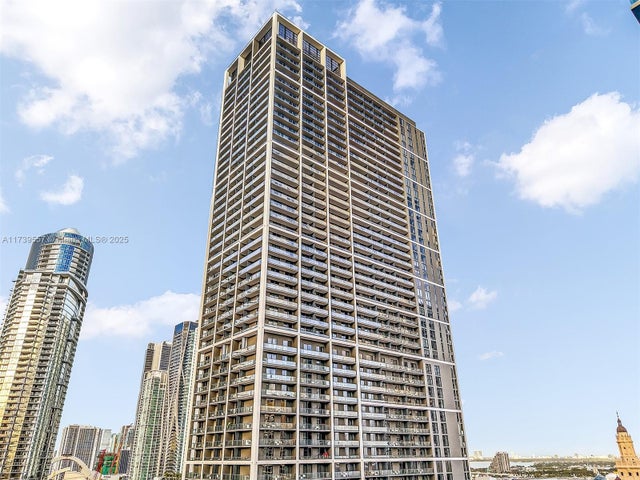 5 of 47 - 601 Ne 1st Ave 4206, Miami, FL