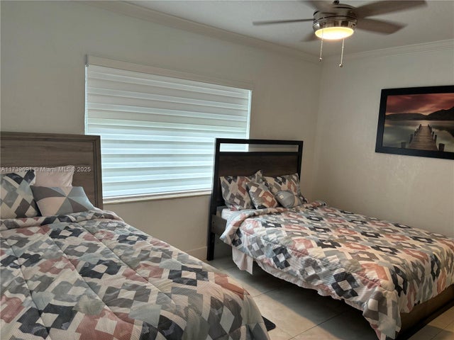 4 of 16 - 1332 Sw 22nd Ave, Fort Lauderdale, FL
