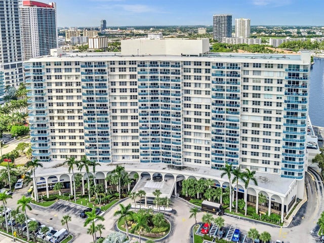 1 of 30 - 3800 S Ocean Dr 712a, Hollywood, FL