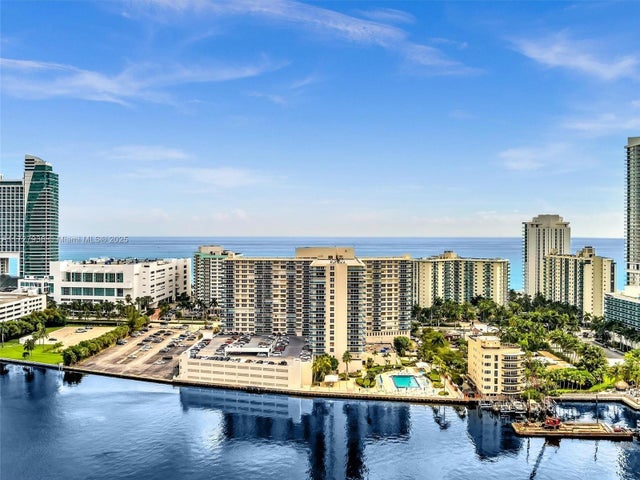 2 of 30 - 3800 S Ocean Dr 712a, Hollywood, FL