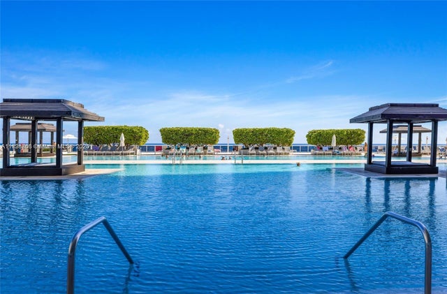 4 of 31 - 1830 S Ocean Dr 2209, Hallandale Beach, FL