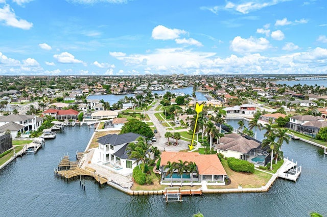 3 of 48 - 418 Tarpon Ct, Marco Island, FL