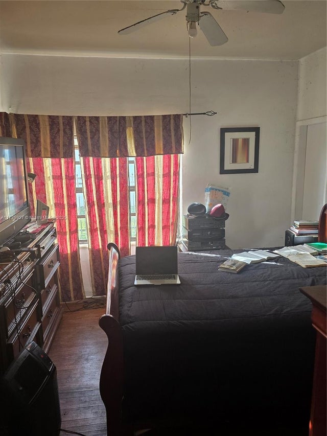 2 of 16 - 16916 Nw 17th Ave, Miami Gardens, FL