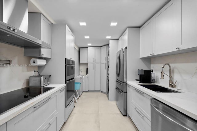 3 of 43 - 1121 Crandon Blvd E503, Key Biscayne, FL