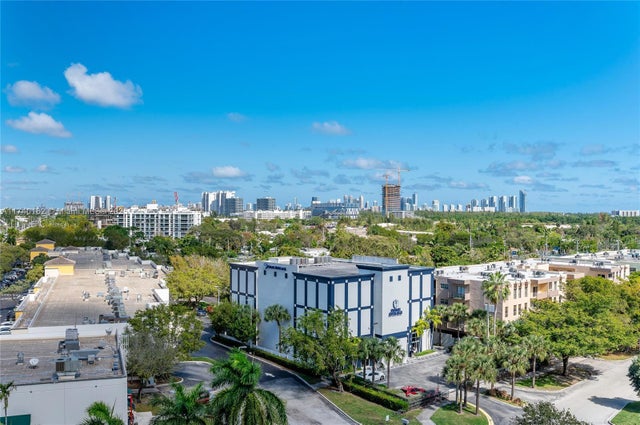 4 of 29 - 13499 Biscayne Blvd 807, North Miami, FL