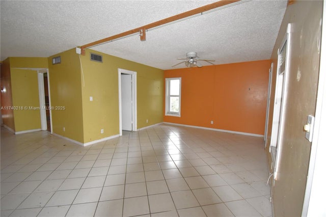 5 of 18 - 3571 Inverrary Dr 401, Lauderhill, FL