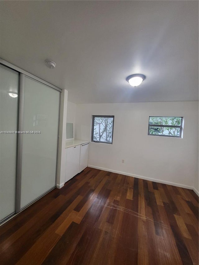 2 of 8 - 1560 Pennsylvania Ave 227, Miami Beach, FL